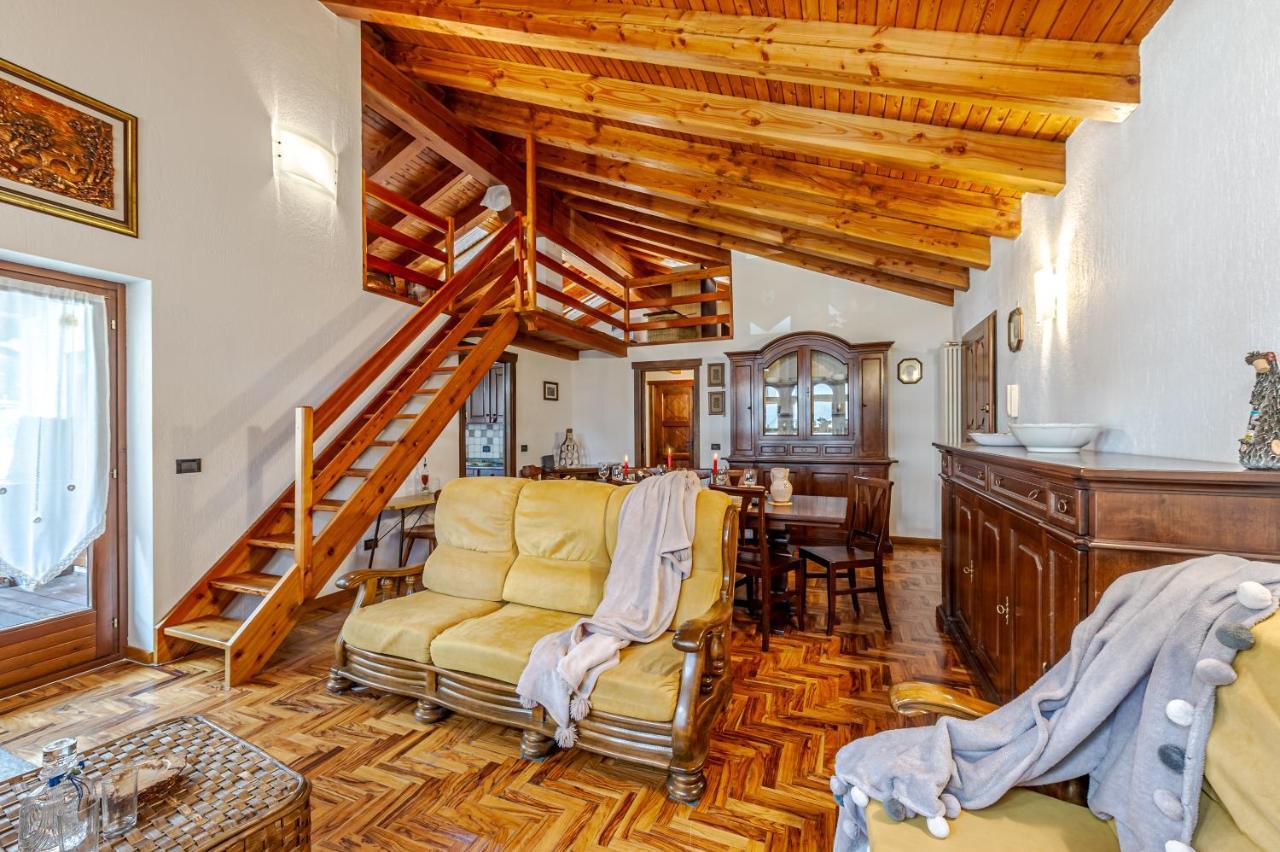 Casa Beatrice - Wifi, Parcheggio E Vista Montagna - Cour 0231 Apartman Courmayeur Kültér fotó