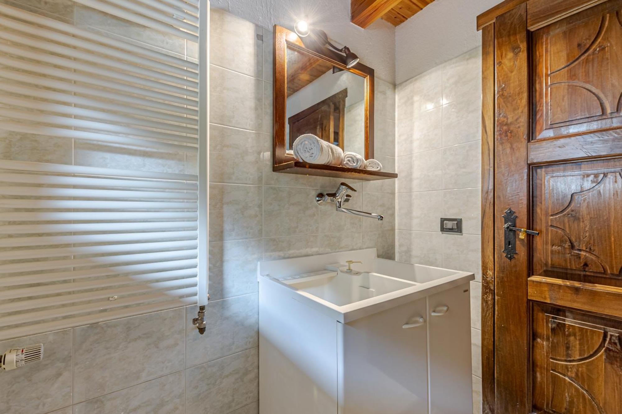 Casa Beatrice - Wifi, Parcheggio E Vista Montagna - Cour 0231 Apartman Courmayeur Kültér fotó