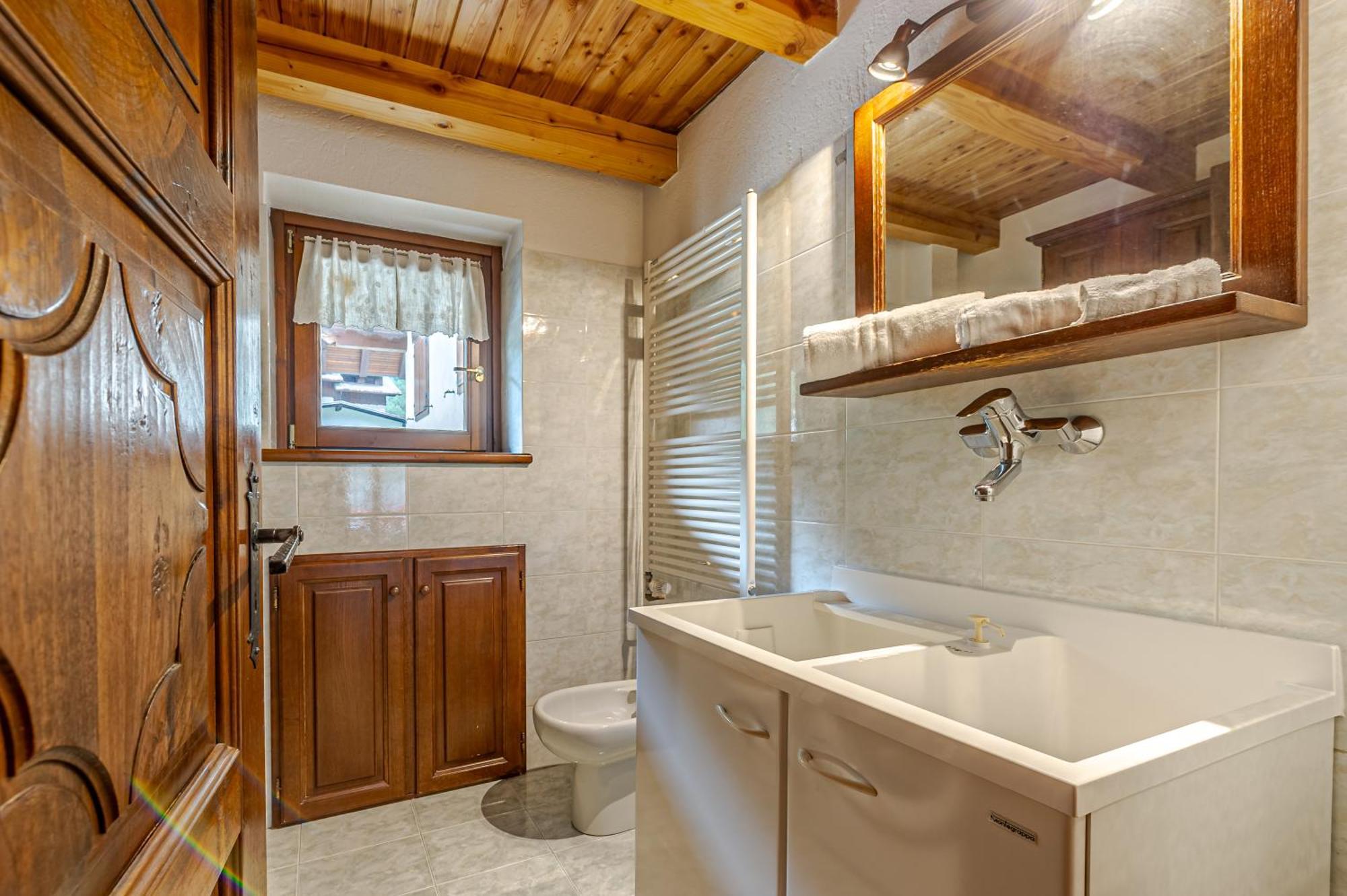 Casa Beatrice - Wifi, Parcheggio E Vista Montagna - Cour 0231 Apartman Courmayeur Kültér fotó