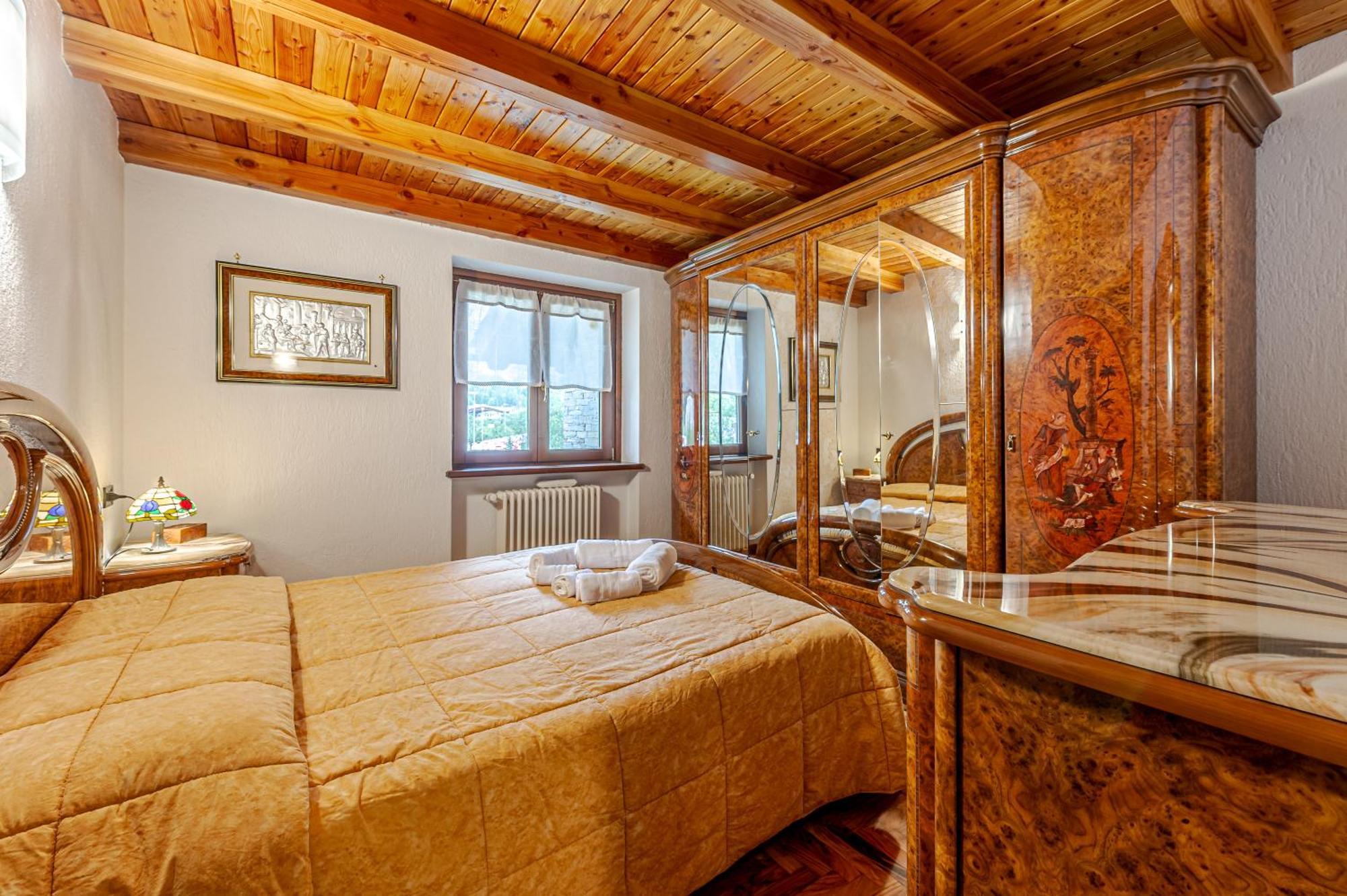 Casa Beatrice - Wifi, Parcheggio E Vista Montagna - Cour 0231 Apartman Courmayeur Kültér fotó